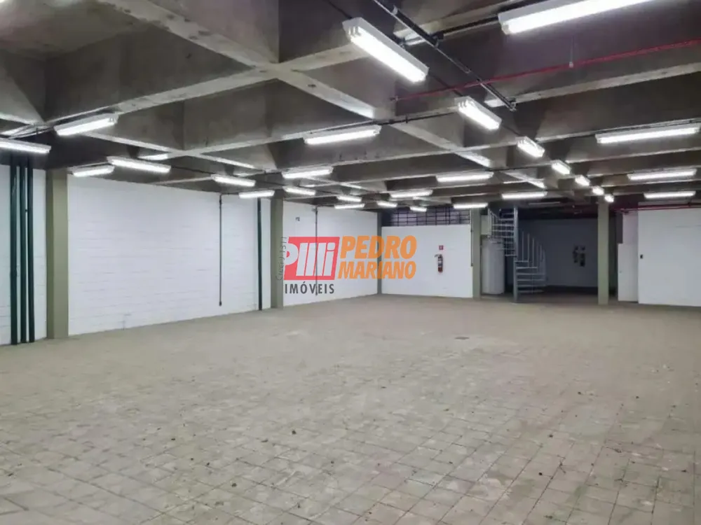 Prédio Inteiro, 1068 m² - Foto 1