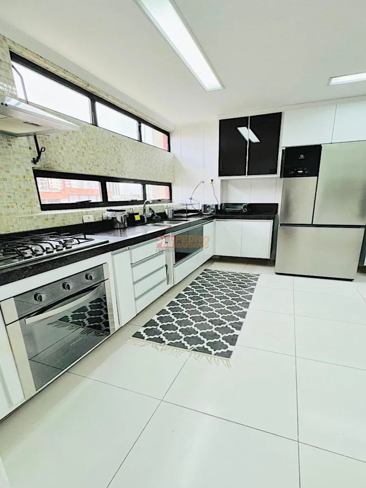 Apartamento, 3 quartos, 158 m² - Foto 4