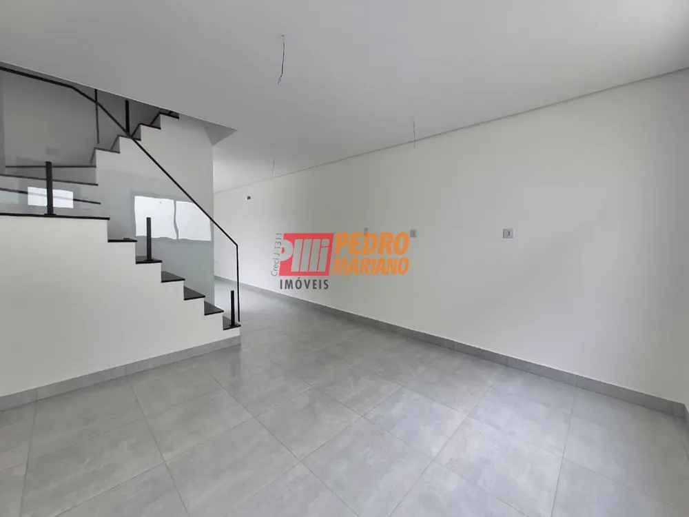 Sobrado, 3 quartos, 230 m² - Foto 1
