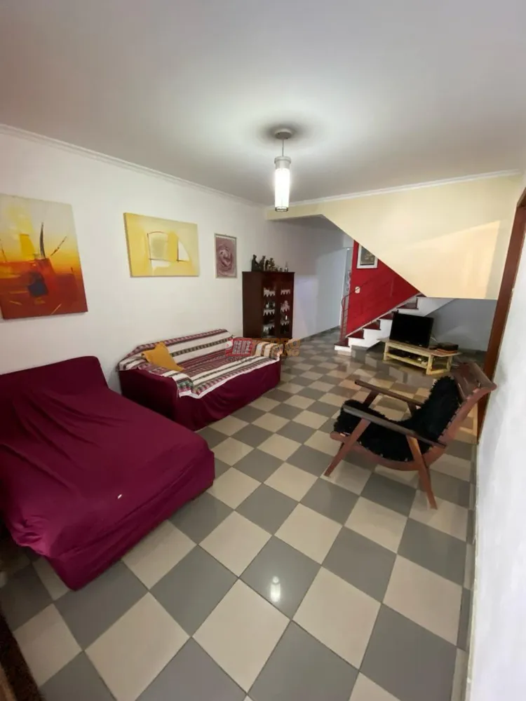 Sobrado, 3 quartos, 227 m² - Foto 1