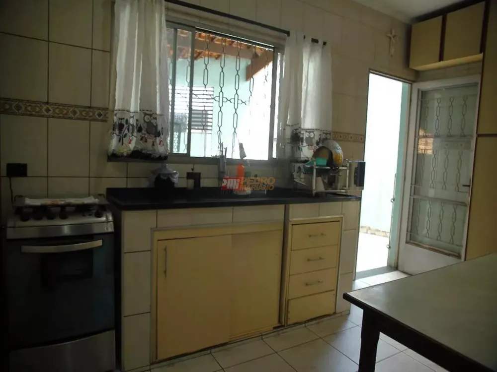 Sobrado, 3 quartos, 200 m² - Foto 6