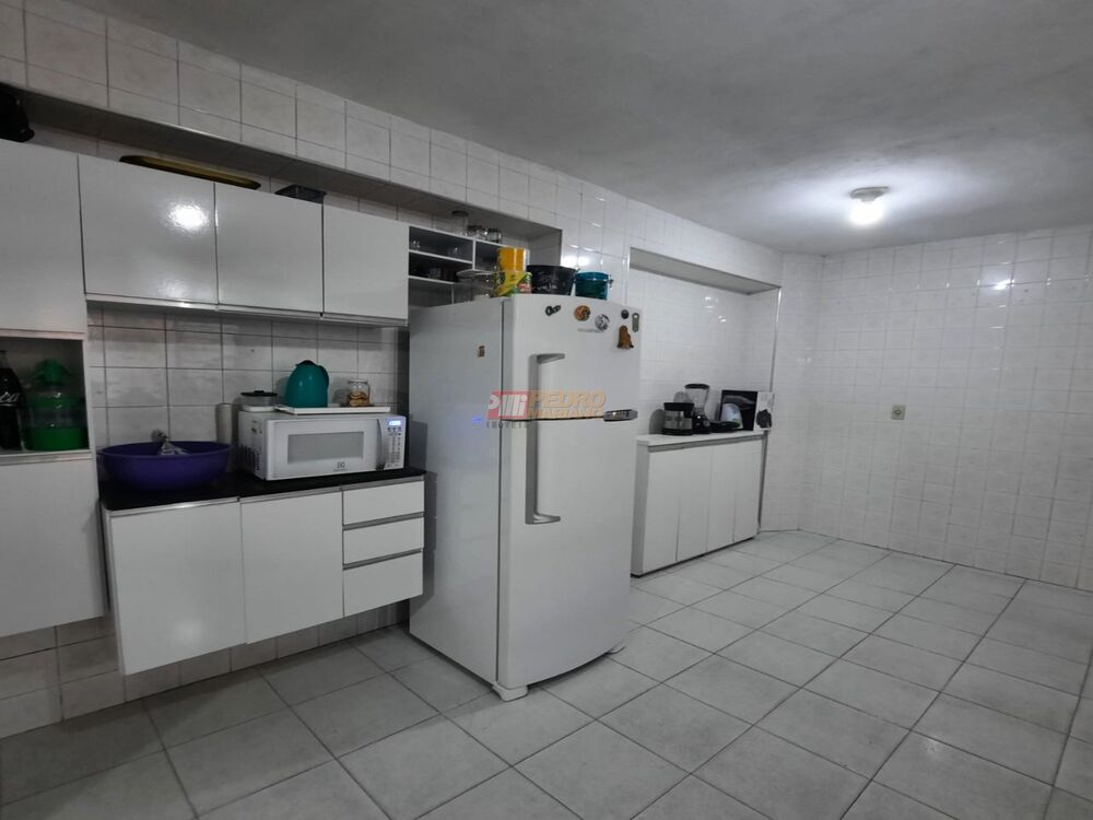 Sobrado, 6 quartos, 220 m² - Foto 9