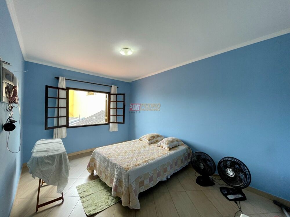 Sobrado à venda com 3 quartos, 219m² - Foto 9