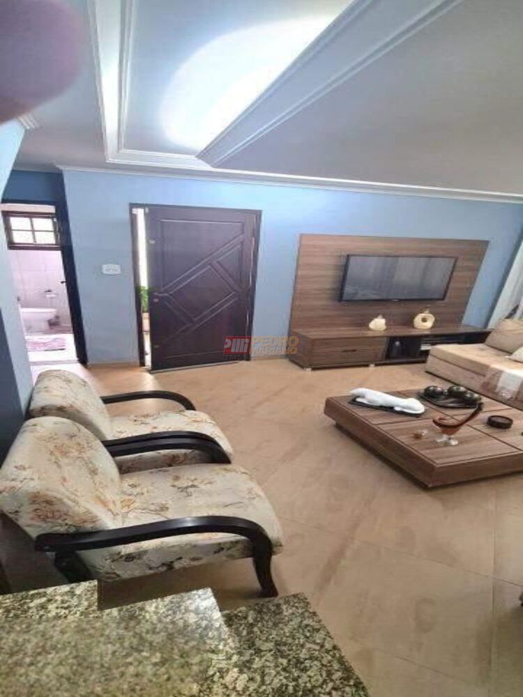 Sobrado à venda com 3 quartos, 219m² - Foto 2