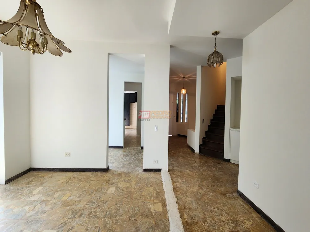 Sobrado, 3 quartos, 253 m² - Foto 1