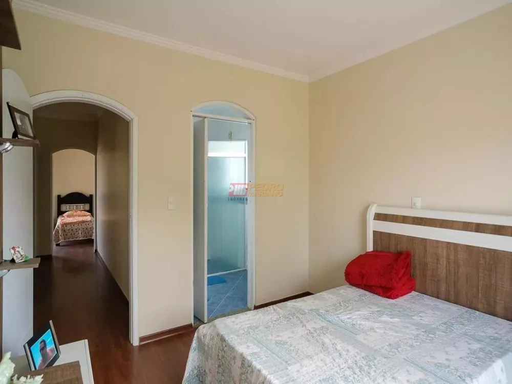 Casa, 5 quartos, 250 m² - Foto 3