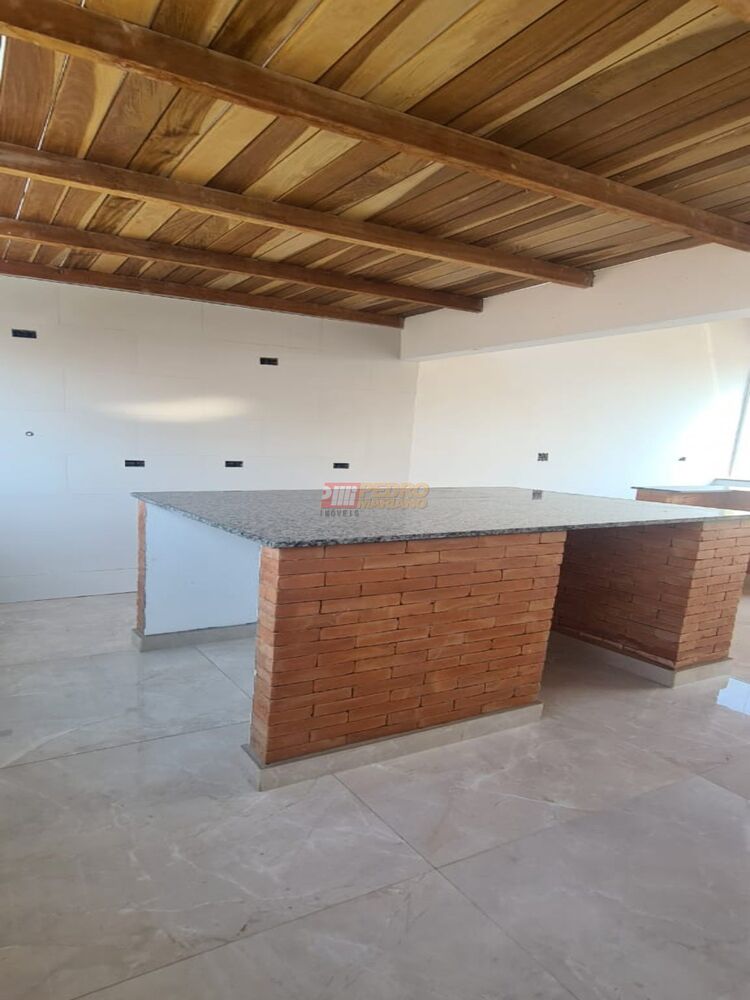 Cobertura à venda com 2 quartos, 202m² - Foto 4
