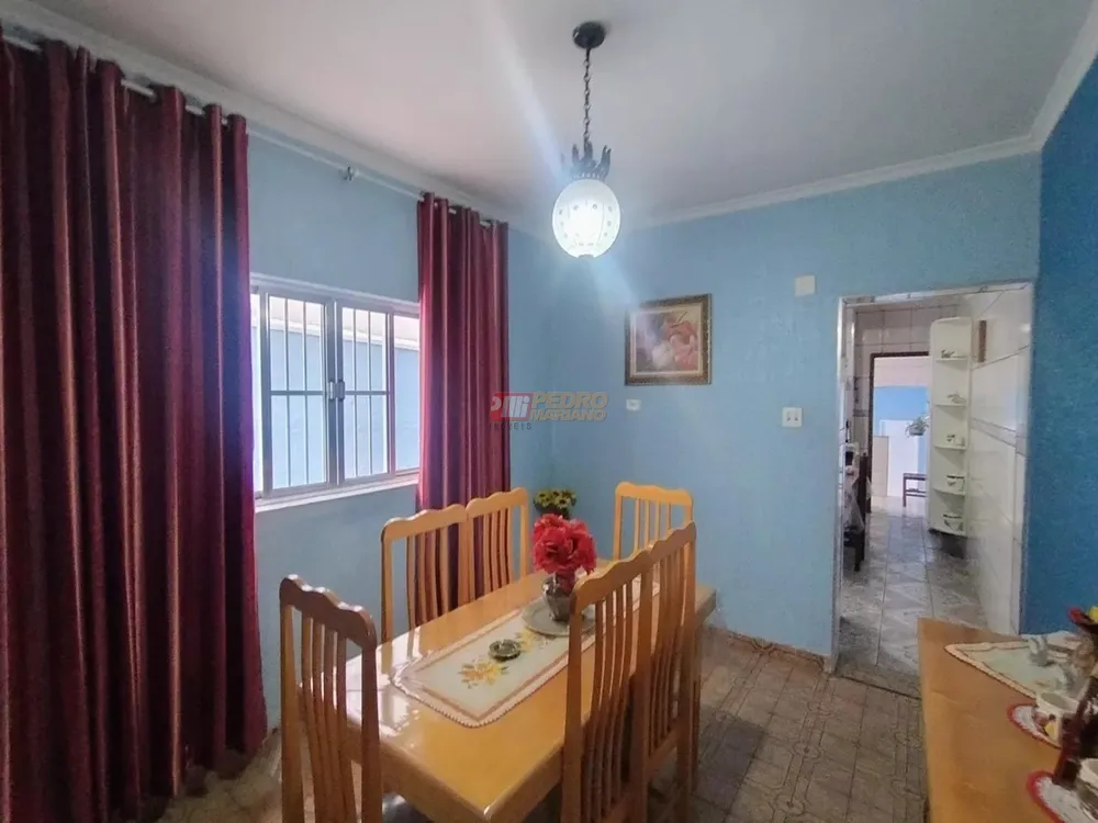 Sobrado, 3 quartos, 180 m² - Foto 2