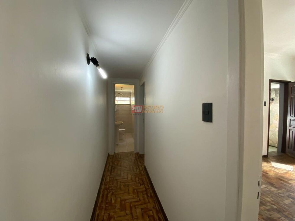 Casa à venda com 2 quartos, 97m² - Foto 3