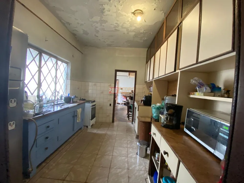 Casa, 3 quartos, 405 m² - Foto 3