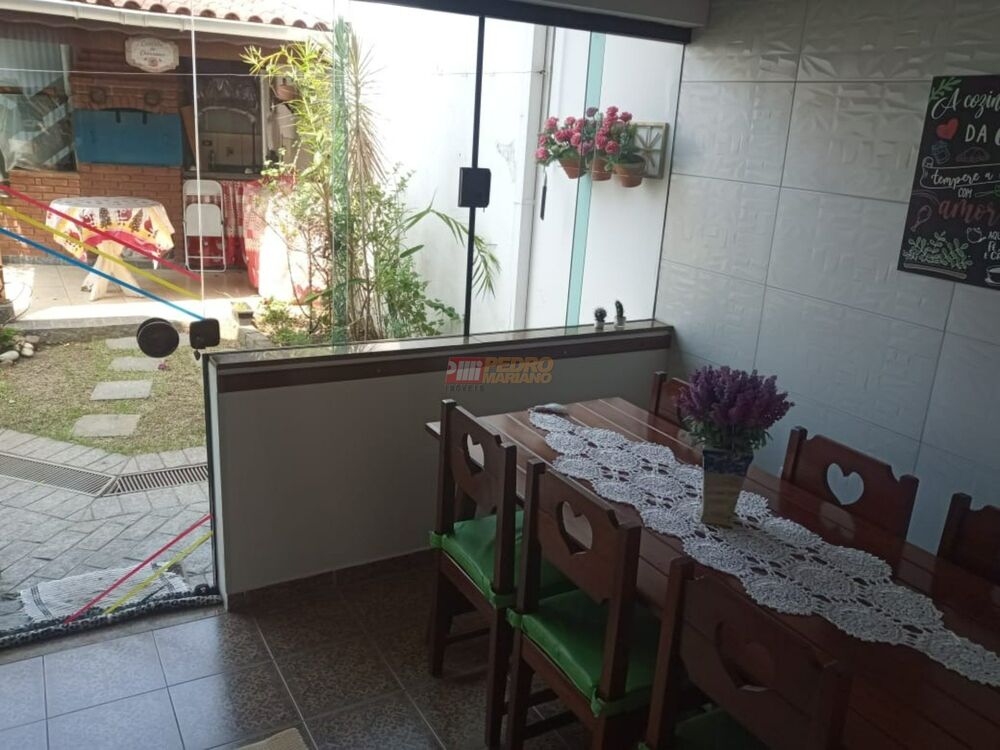 Sobrado, 4 quartos, 332 m² - Foto 2