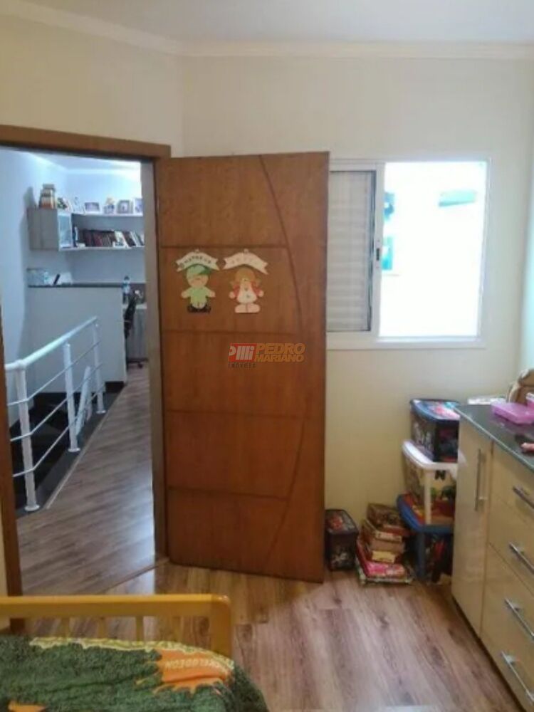 Sobrado, 3 quartos, 200 m² - Foto 4