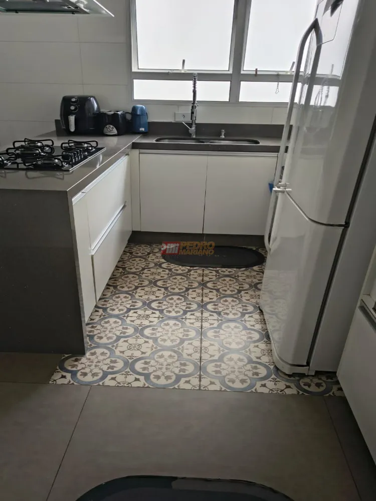 Apartamento, 3 quartos, 130 m² - Foto 1
