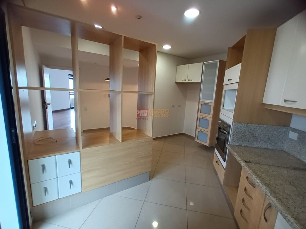 Apartamento à venda com 5 quartos, 340m² - Foto 7