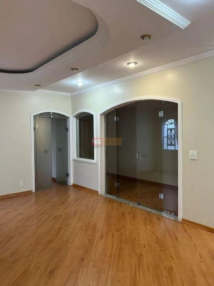 Sobrado, 4 quartos, 300 m² - Foto 1