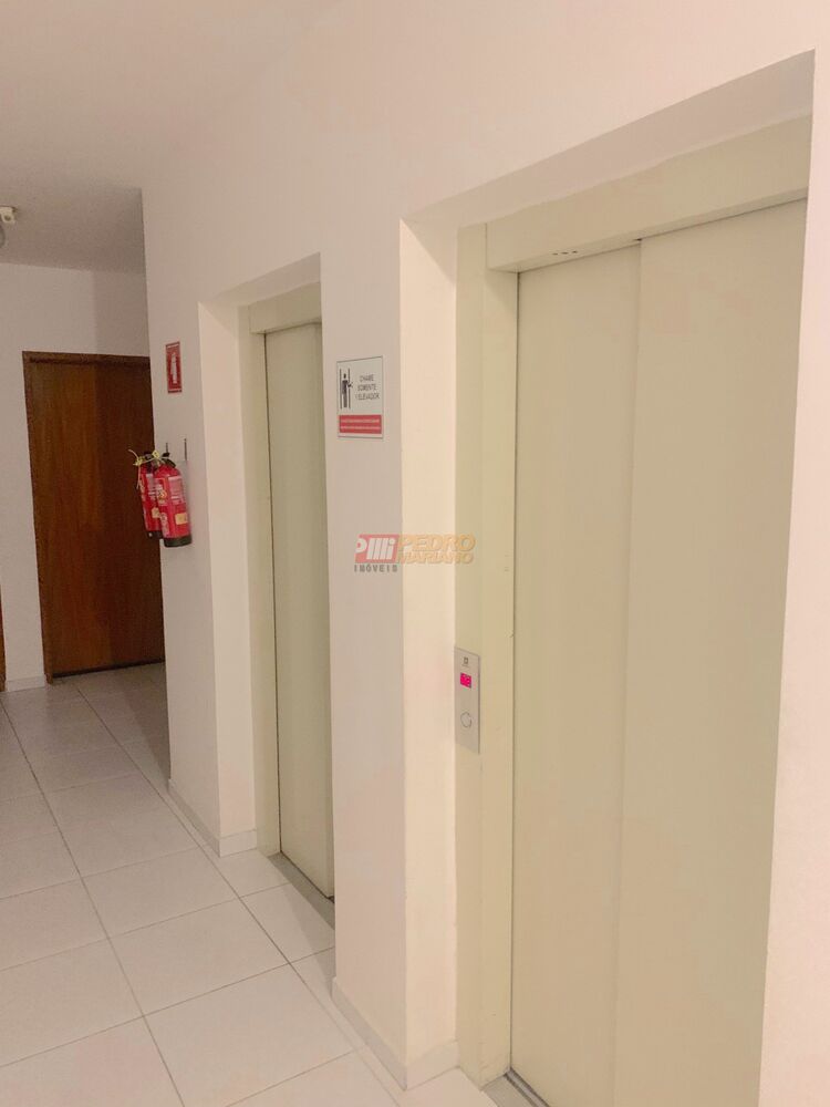 Apartamento à venda com 4 quartos, 160m² - Foto 28