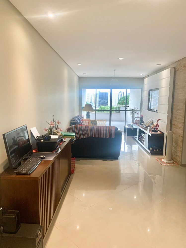 Apartamento à venda com 4 quartos, 160m² - Foto 1