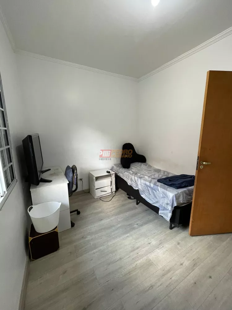 Casa, 3 quartos, 220 m² - Foto 2