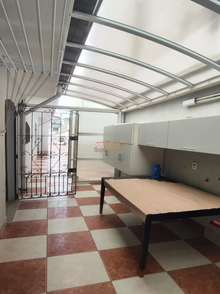 Casa à venda e aluguel com 4 quartos, 311m² - Foto 14