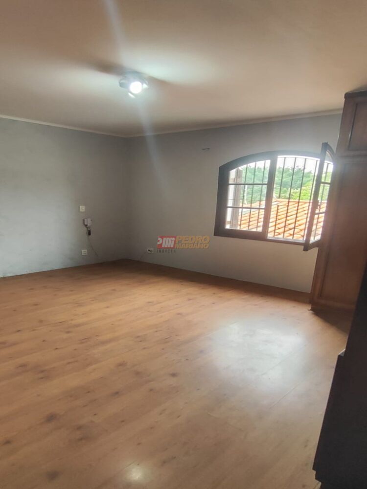 Casa à venda e aluguel com 4 quartos, 311m² - Foto 8