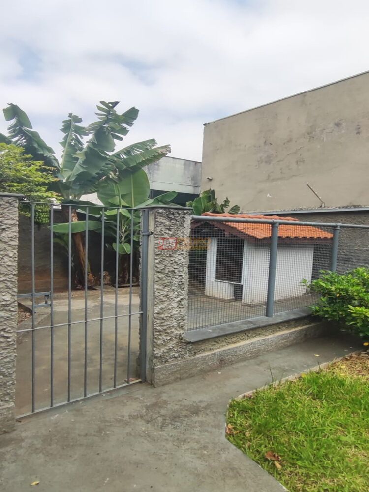 Casa à venda e aluguel com 4 quartos, 311m² - Foto 20