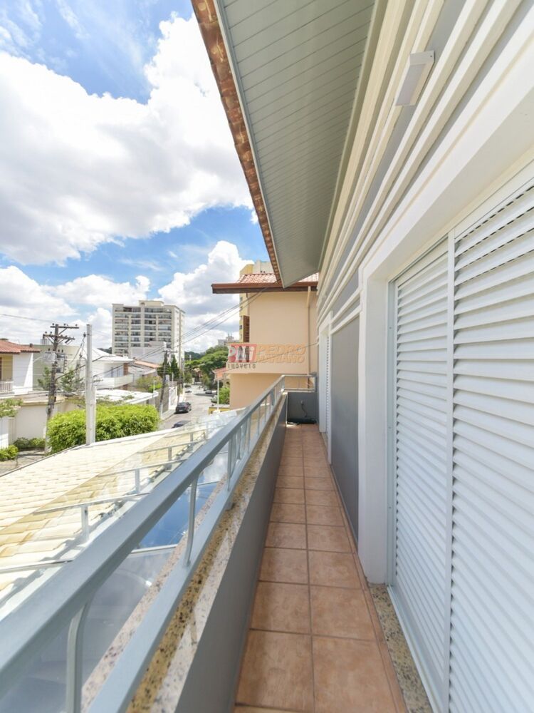 Sobrado à venda e aluguel com 3 quartos, 243m² - Foto 4