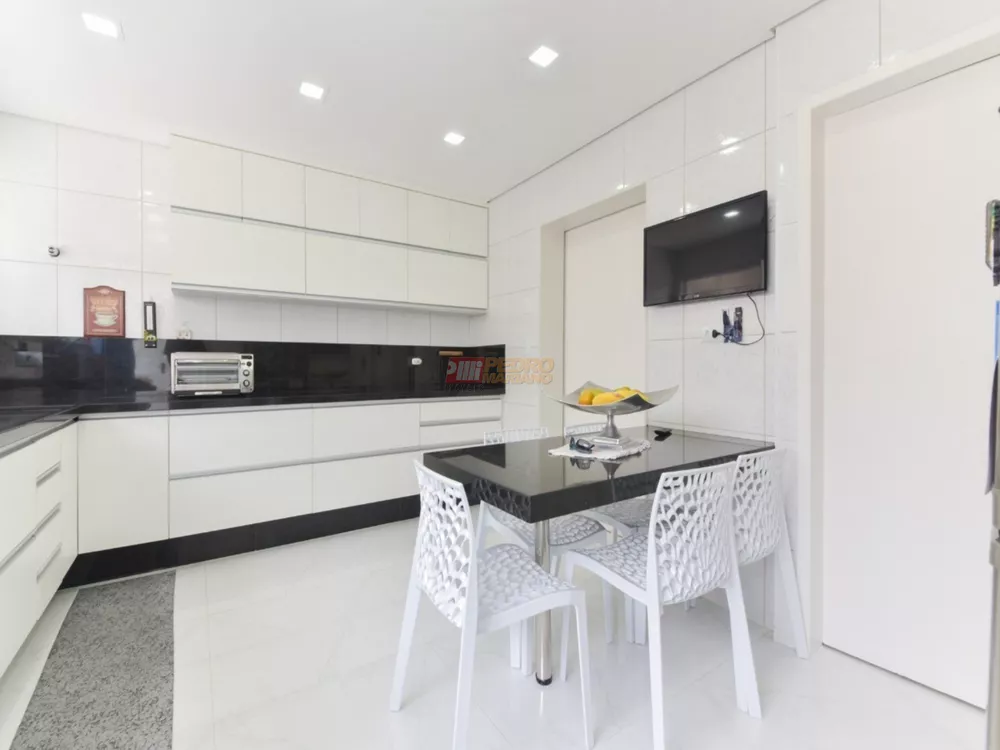 Sobrado, 3 quartos, 243 m² - Foto 28