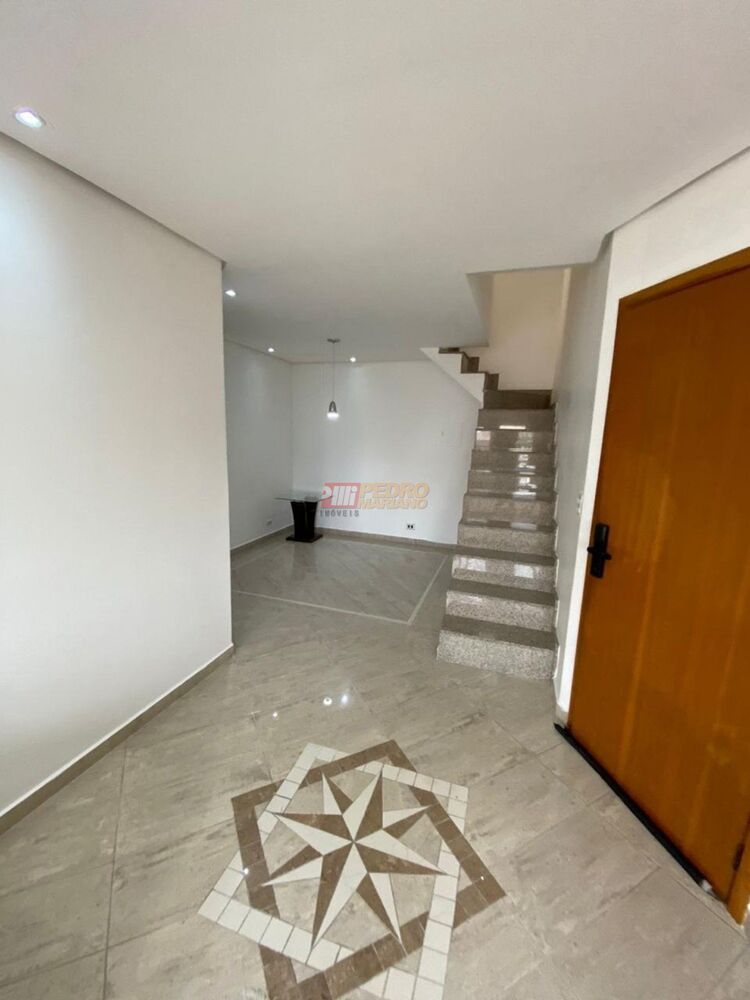 Cobertura à venda com 3 quartos, 220m² - Foto 1
