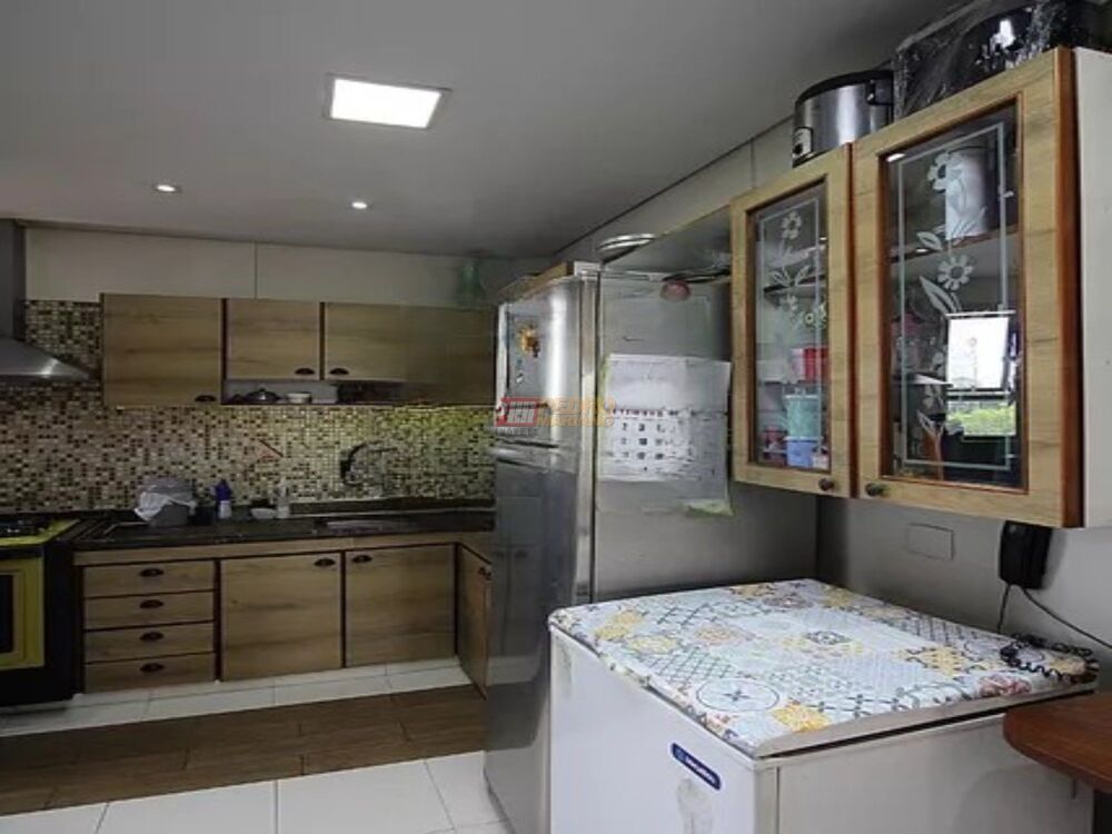 Apartamento à venda com 3 quartos, 114m² - Foto 12