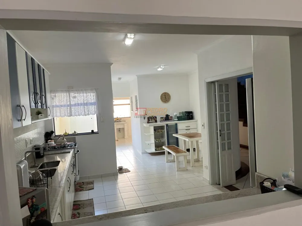 Sobrado, 3 quartos, 380 m² - Foto 2