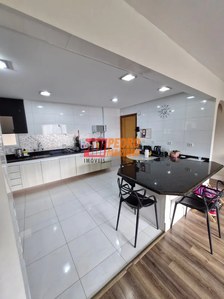Apartamento, 3 quartos, 132 m² - Foto 2