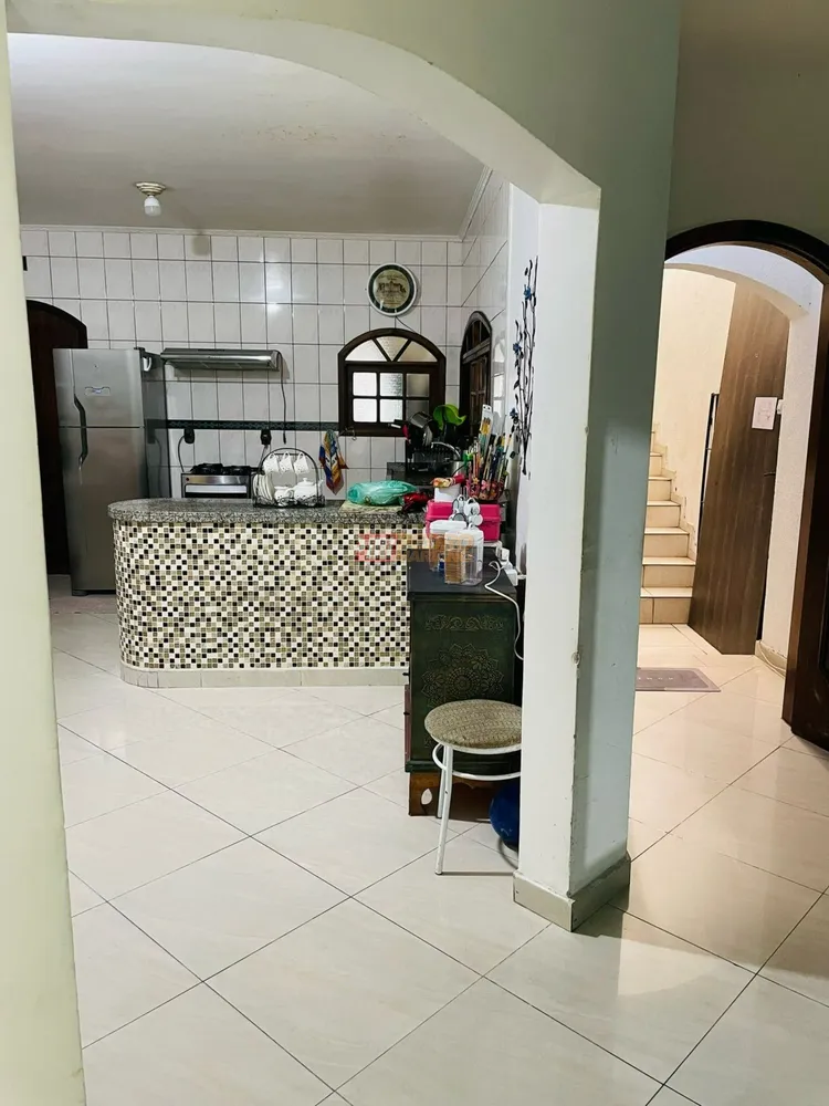 Sobrado, 3 quartos, 253 m² - Foto 8