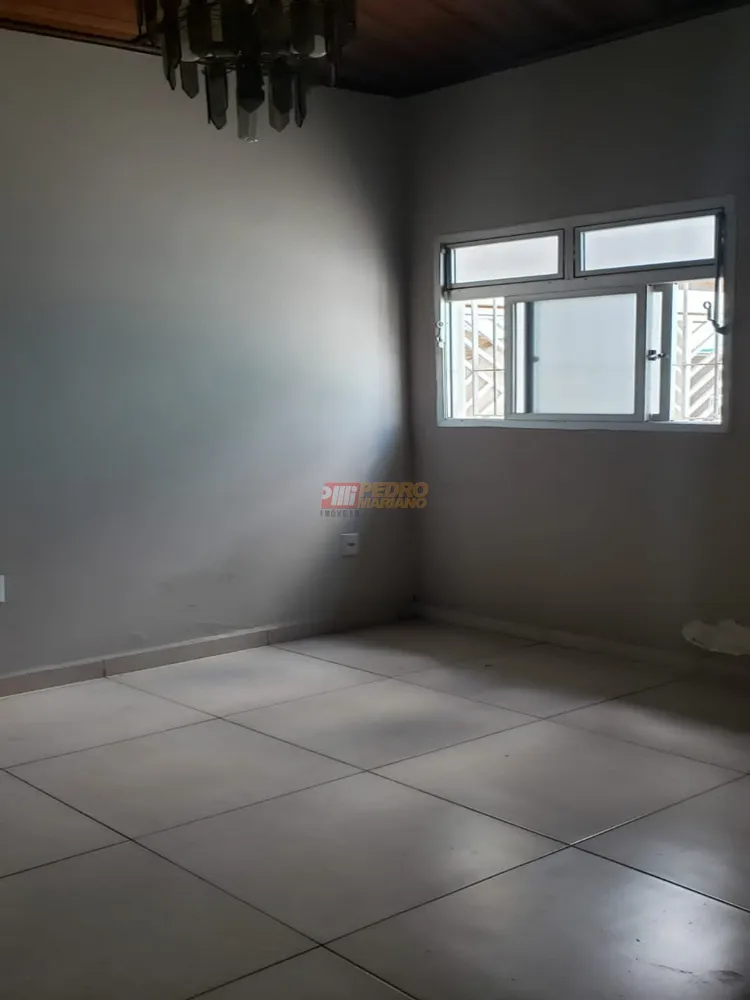 Casa, 3 quartos, 170 m² - Foto 2