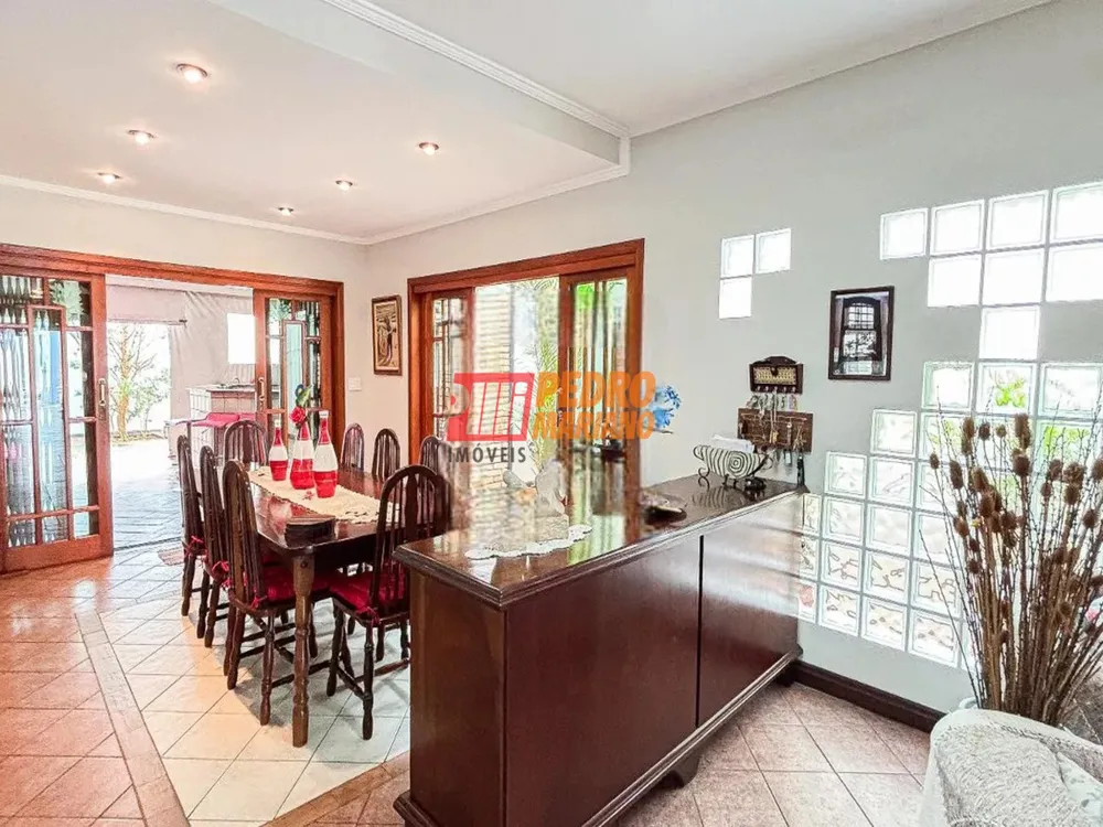 Sobrado, 4 quartos, 339 m² - Foto 2