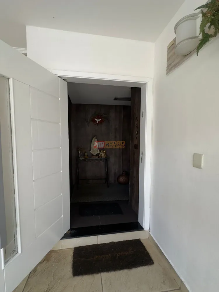 Sobrado, 3 quartos, 181 m² - Foto 1