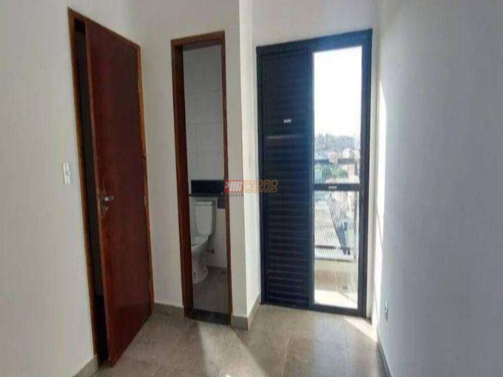 Sobrado à venda com 2 quartos, 92m² - Foto 4