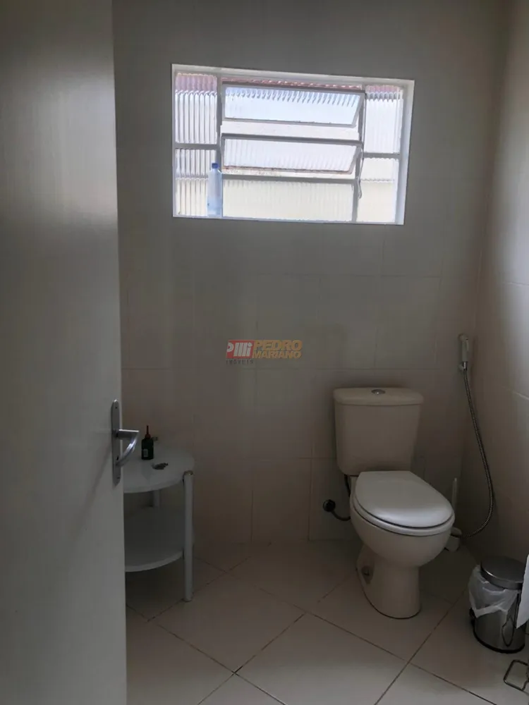 Casa, 3 quartos, 207 m² - Foto 4
