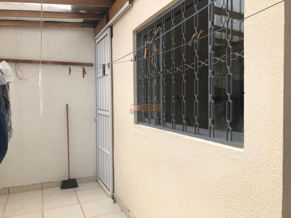 Casa, 3 quartos, 207 m² - Foto 3