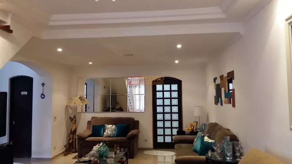 Sobrado à venda com 3 quartos, 225m² - Foto 3