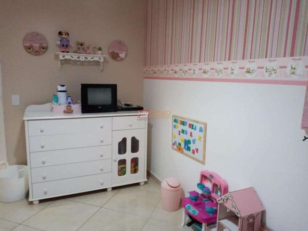Casa, 3 quartos, 182 m² - Foto 8