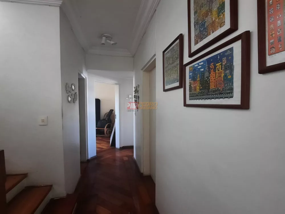 Cobertura à venda com 3 quartos, 215m² - Foto 4