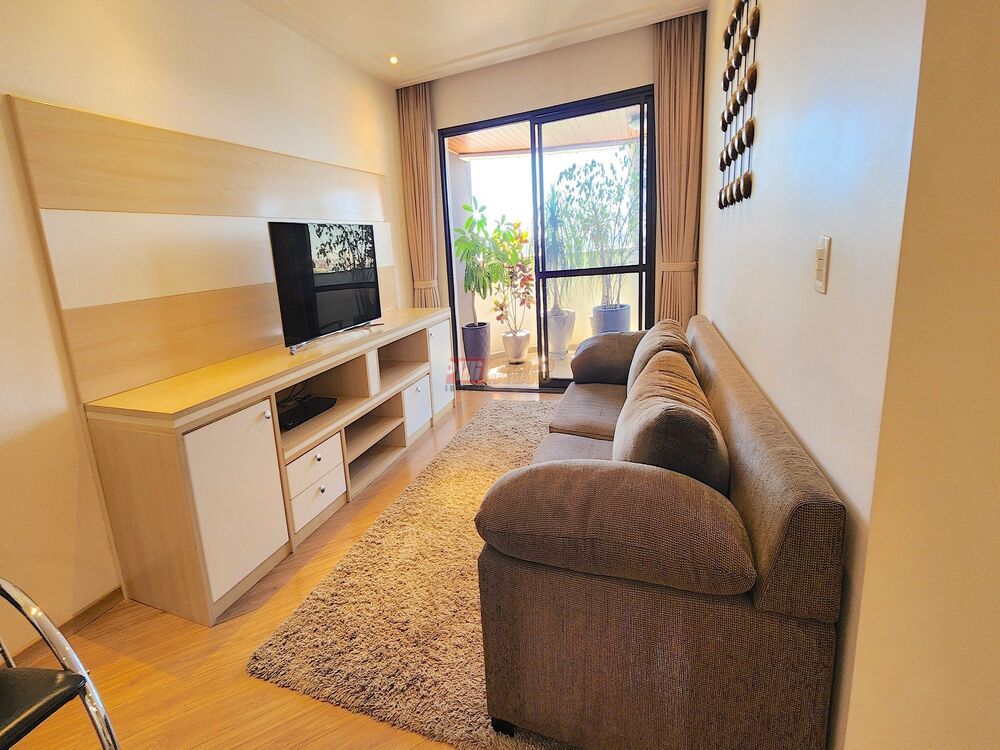 Apartamento à venda com 3 quartos, 130m² - Foto 2
