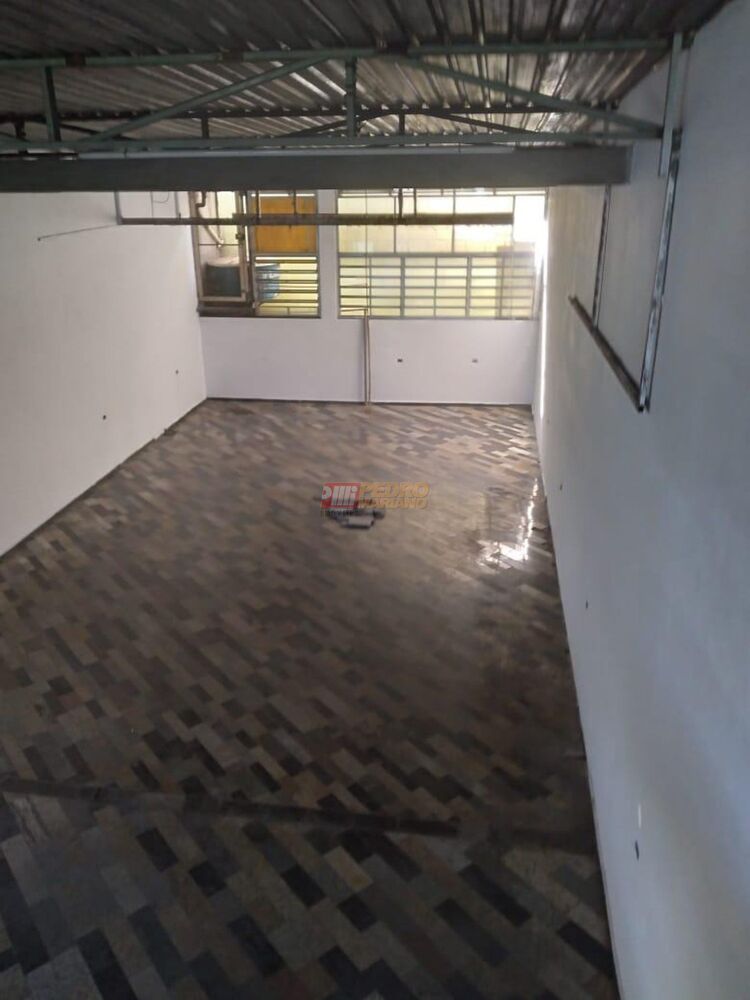 Depósito-Galpão, 357 m² - Foto 1