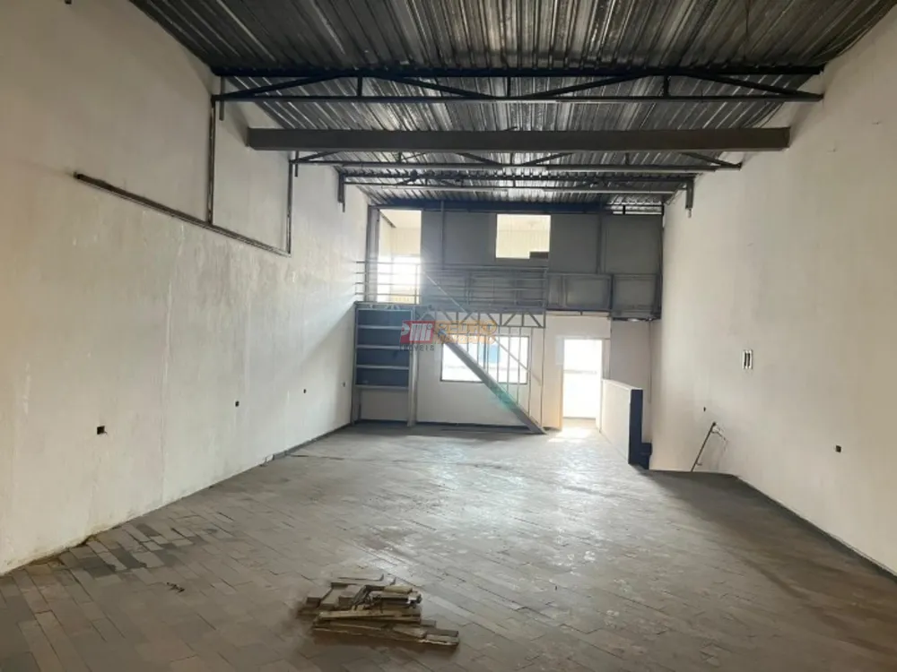 Depósito-Galpão, 357 m² - Foto 2