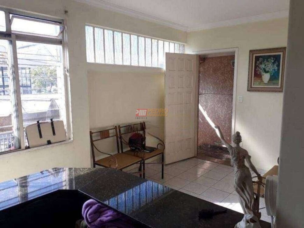 Sobrado para alugar com 4 quartos, 250m² - Foto 2