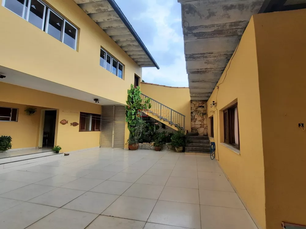 Casa, 3 quartos, 291 m² - Foto 27