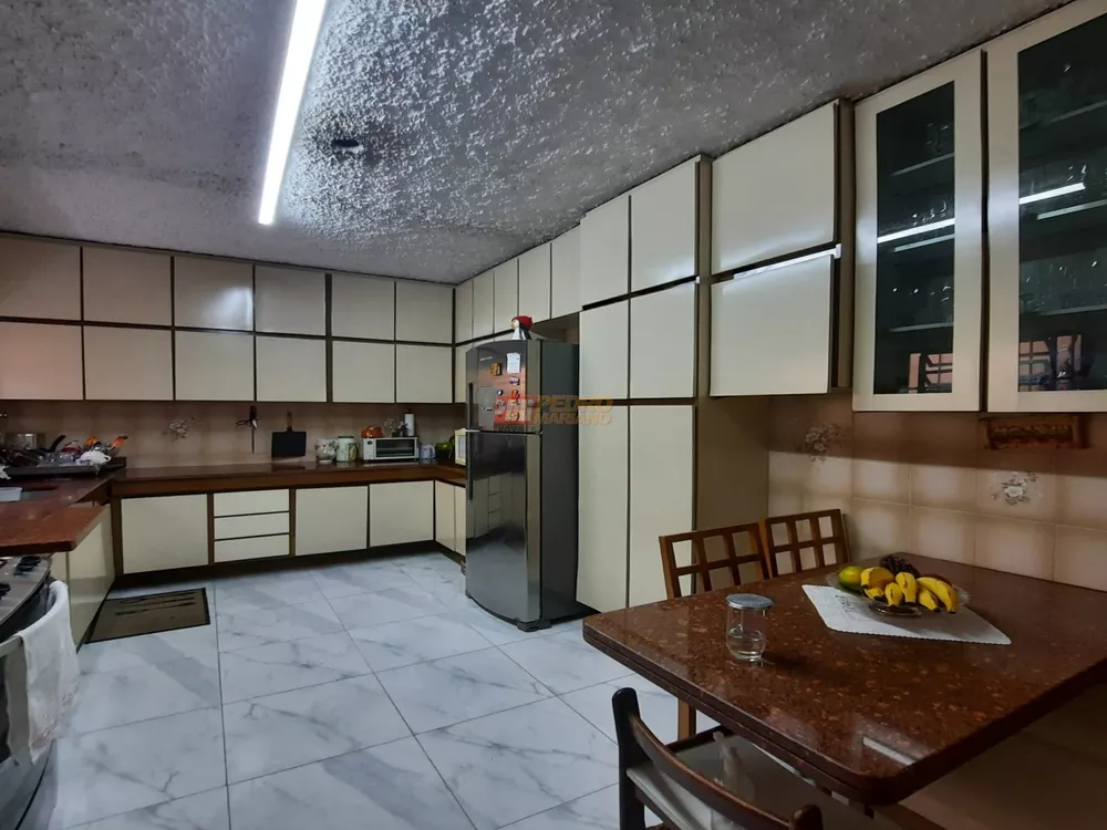 Casa, 3 quartos, 291 m² - Foto 3