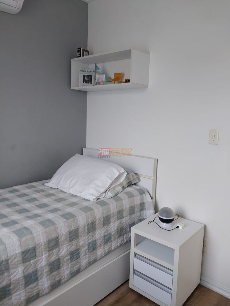 Sobrado à venda com 3 quartos, 229m² - Foto 2