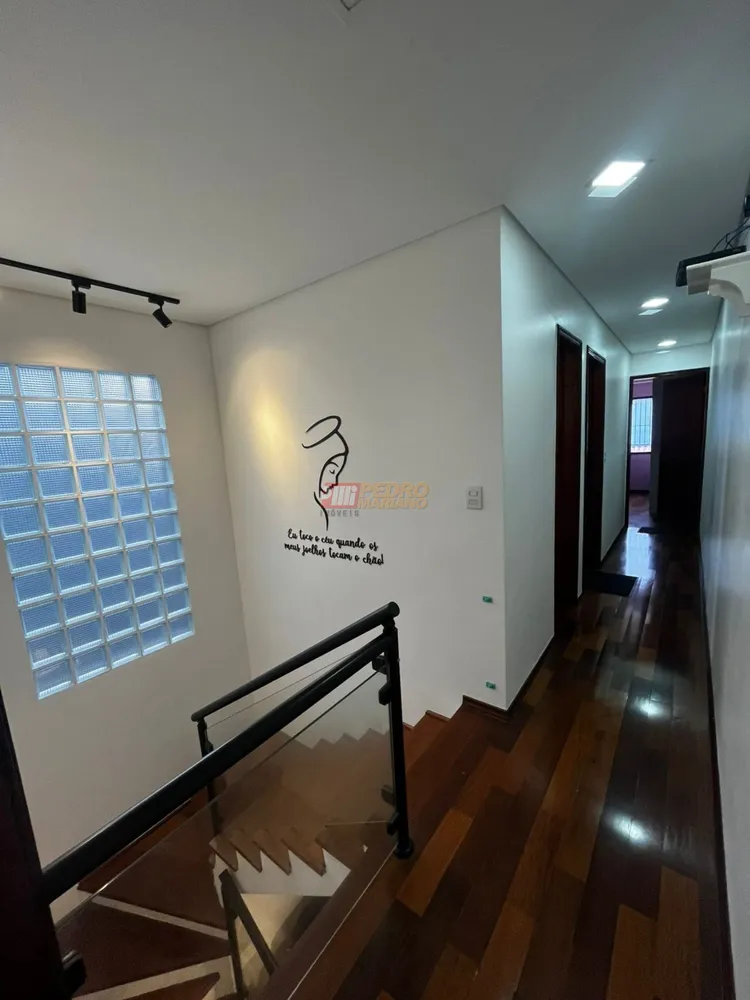 Sobrado, 3 quartos, 225 m² - Foto 1