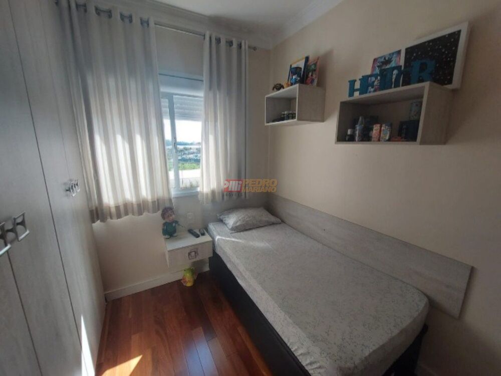 Apartamento à venda com 3 quartos, 107m² - Foto 13
